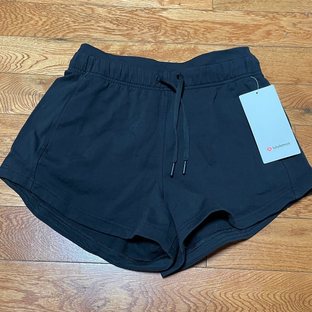 Lululemon Inner Glow High-Rise Short 3" BLACK Size 6